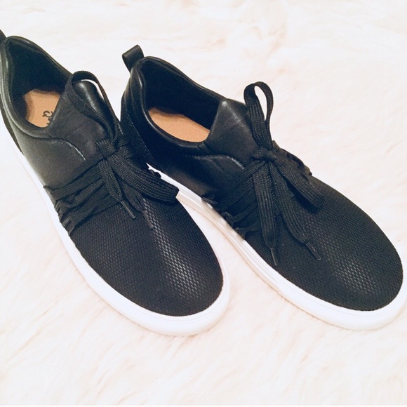 Qupid Daybreaker Sneakers Black Size 10 - Picture 2 of 8